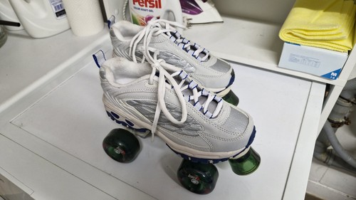 Roller skater rollschuhe - roller,